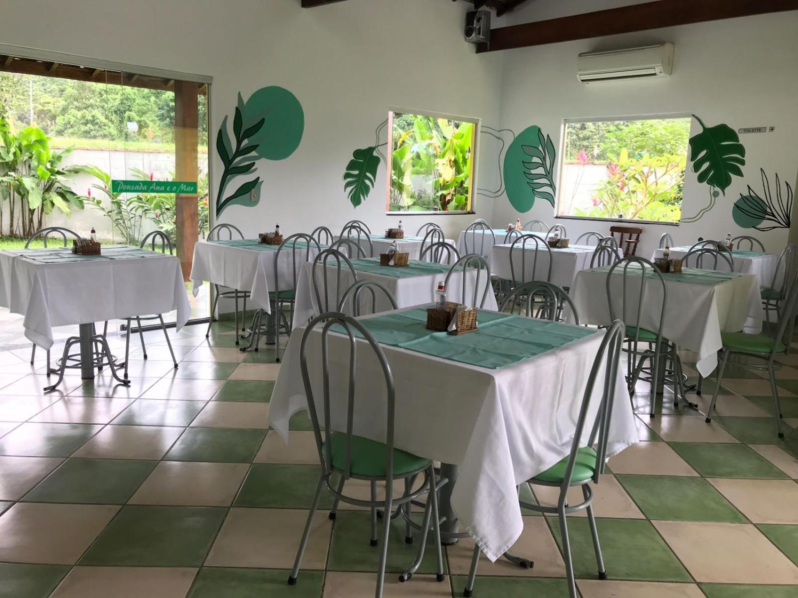 Pousada Ana E O Mar Ubatuba Eksteriør billede